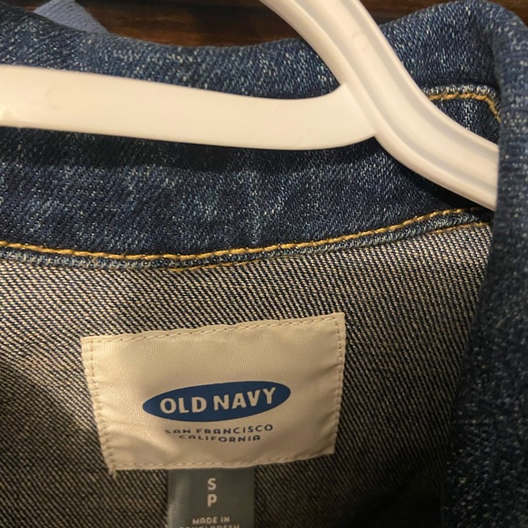 Old Navy Women’s jean jacket size S - Picture 2 of 2